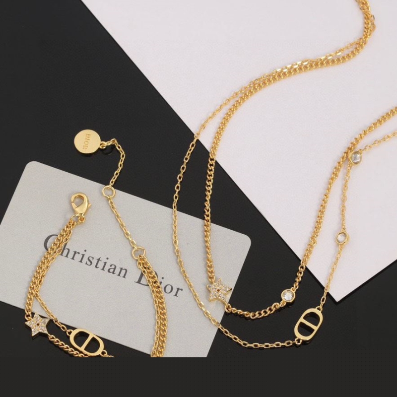ch**an D*or necklaces